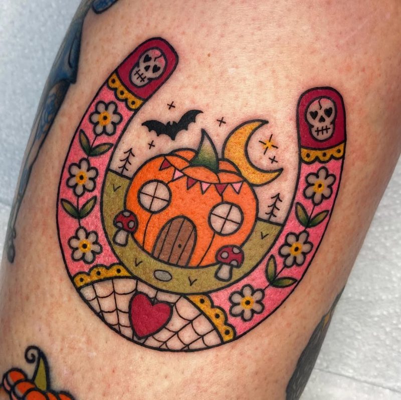 Halloween Horseshoe