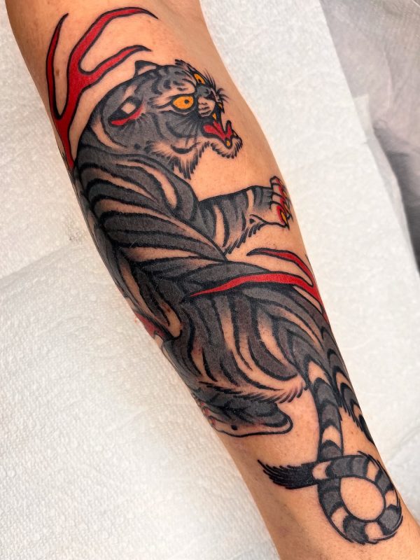 Roaring Tiger