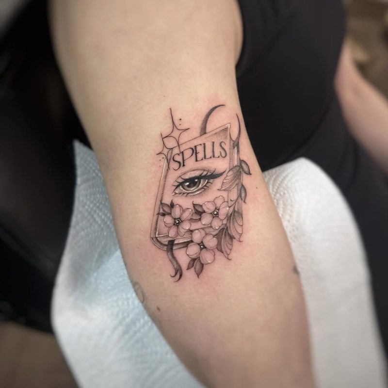 Spellbook Eye