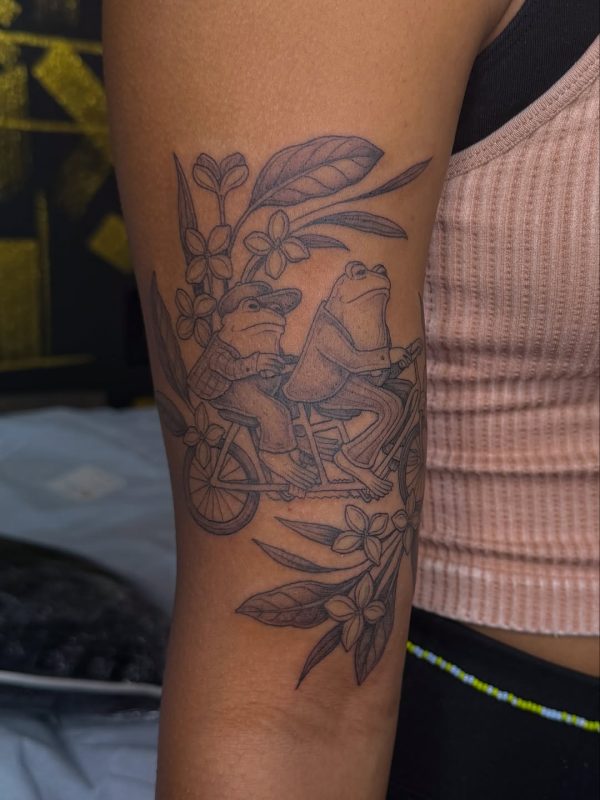 Frogs on Bike