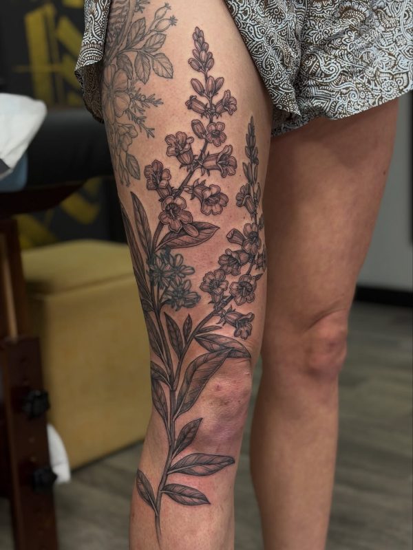 Floral Thigh Piece