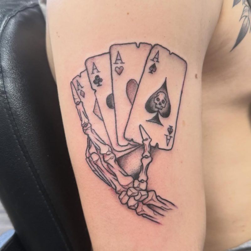Skeleton Poker Hand