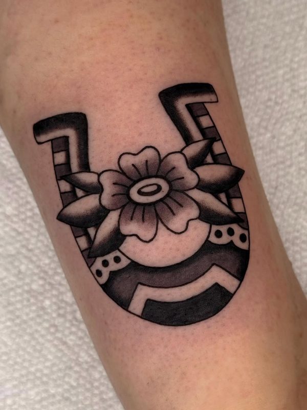 Horseshoe Flower