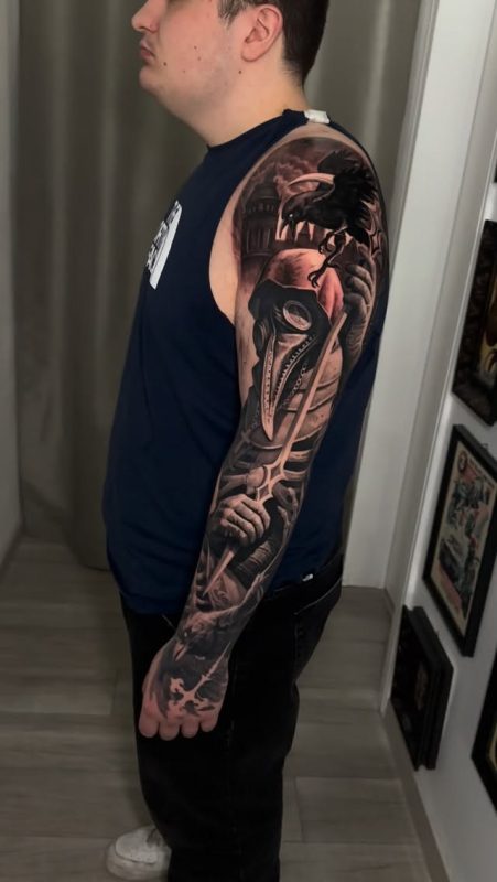 Plague Doctor Sleeve