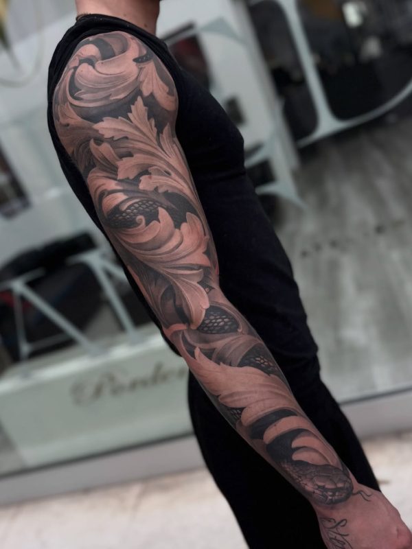 Black & Gray Sleeve