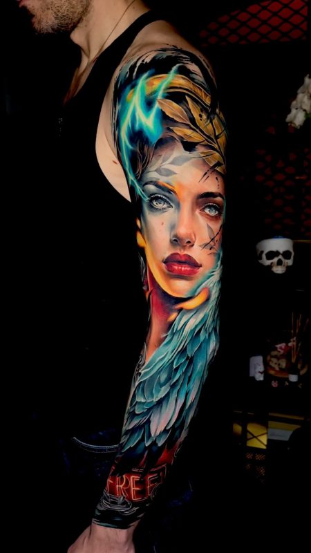 Vibrant Portrait Sleeve