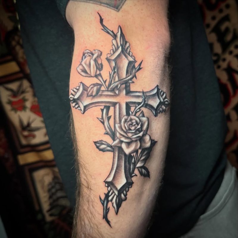 Cross with Roses