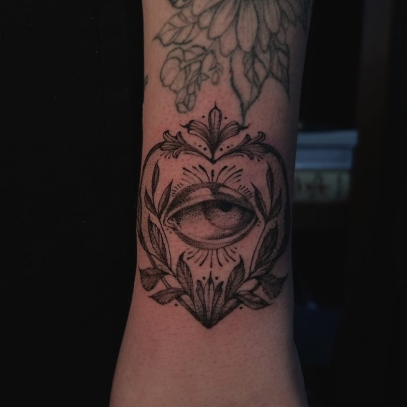 Eye Frame
