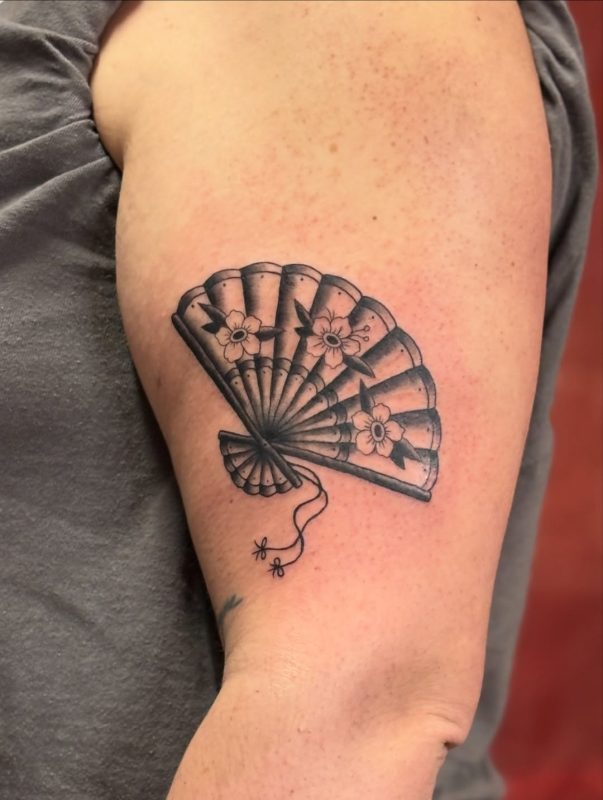 Floral Fan