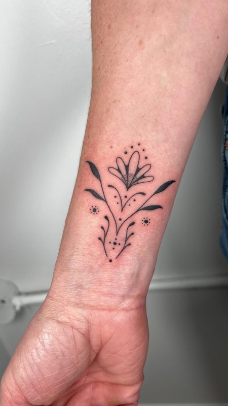 Minimalist floral
