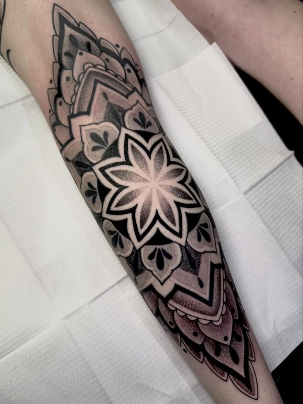 Dotwork Mandala
