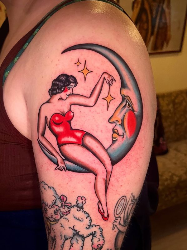 Moon Pinup